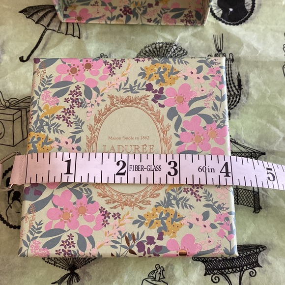 Laduree bag & box set - Picture 6 of 16